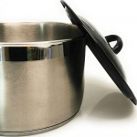 Faimex Couvercle de casserole en émail Passe au lave-vaisselle Couvercle en émail universel résistant à la chaleur Pour casserole et poêle Noir Diamètre : 22 cm - B09CZCW83CP